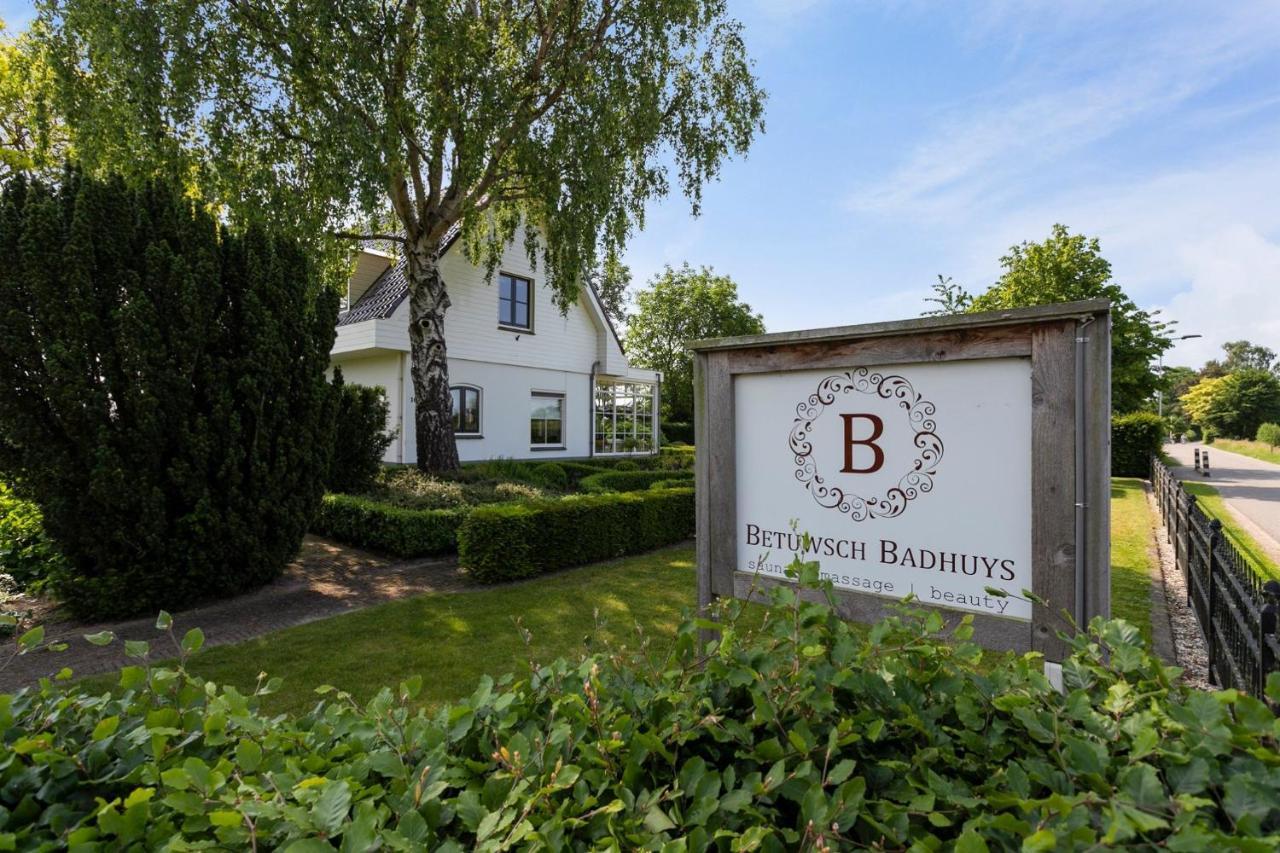 Bed and Breakfast Betuwsch Badhuys Lienden Esterno foto